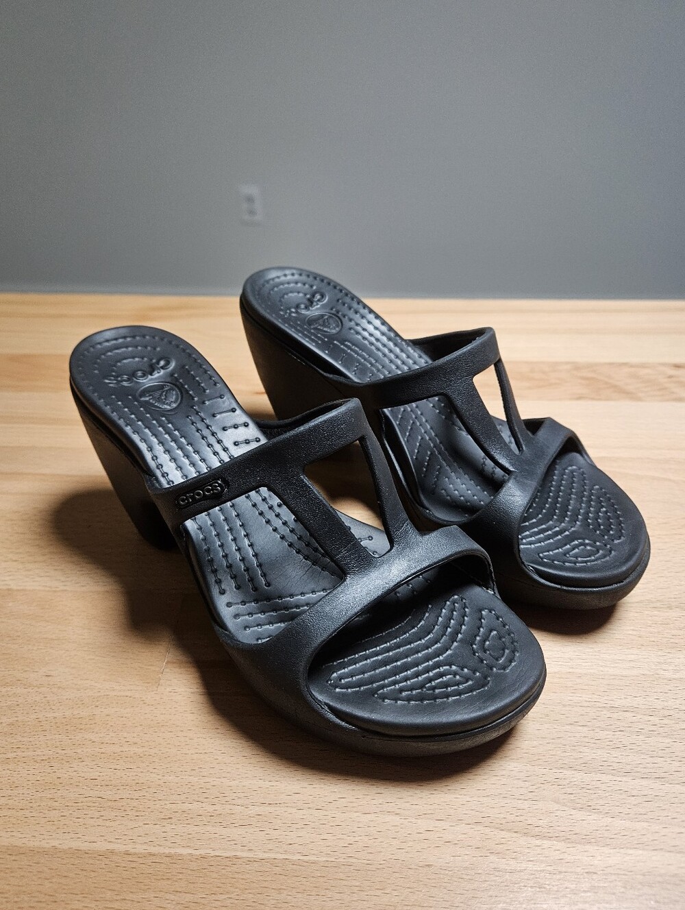 CROCS Sandals Cyprus ll Black Chunky Heel Platform Shoe Size 7
